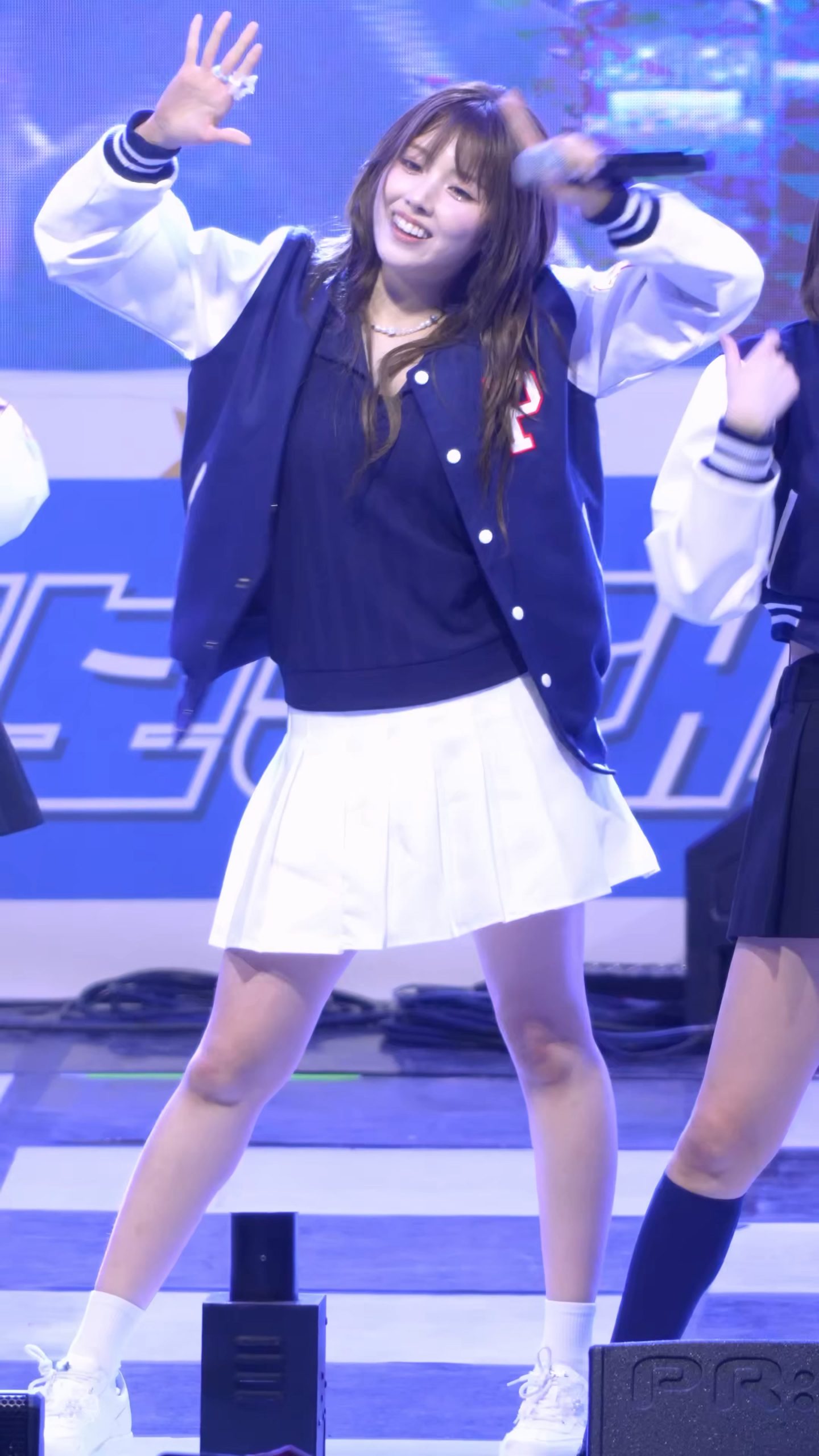 20250515 NMIXX 女团饭拍秀[33部合集 17.1G]插图1