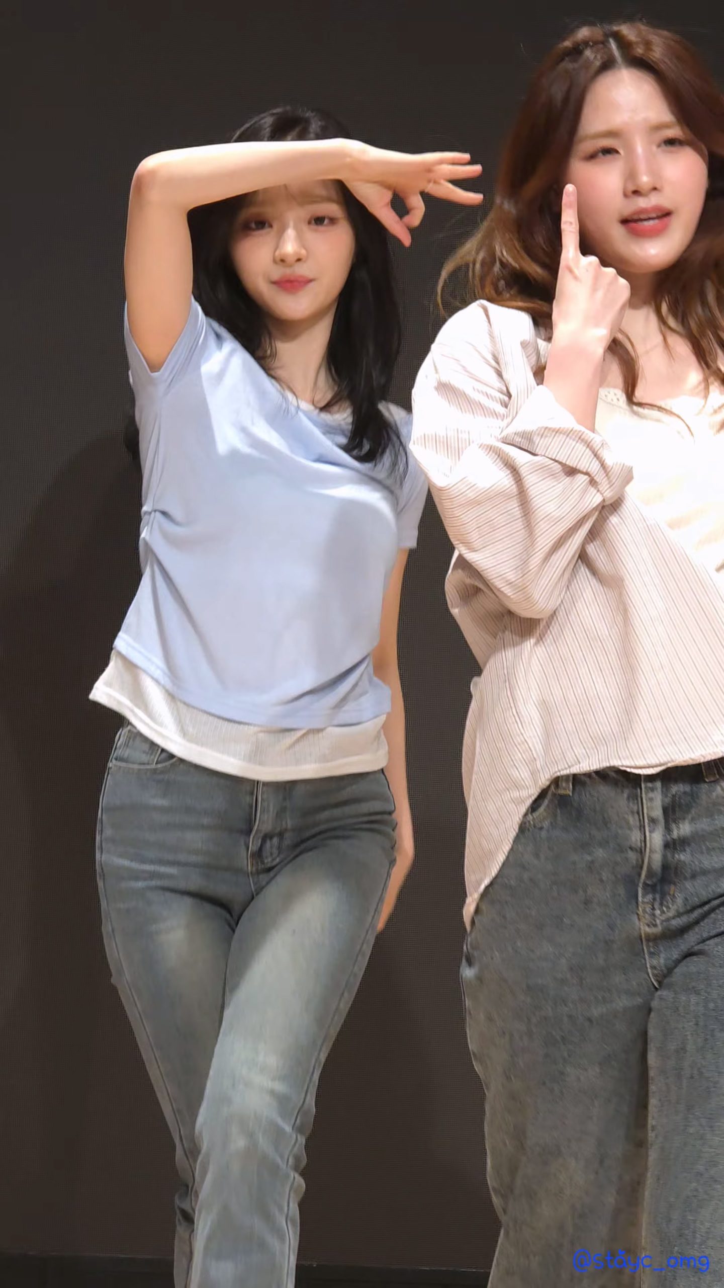 20250523 ICHILLIN 女团饭拍秀[4部合集 1.36G]插图1