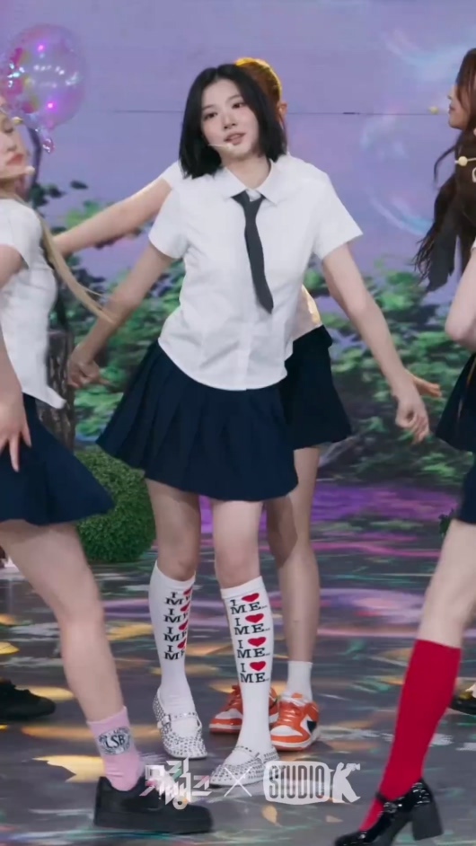 20250620 Hearts2Hearts 女团饭拍秀[13部合集 3.88G]插图1