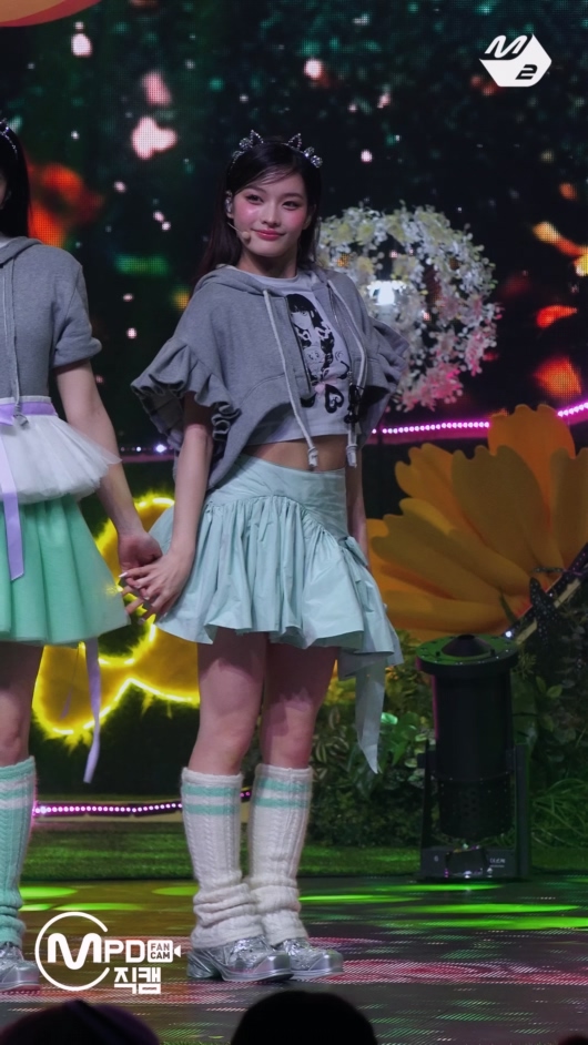 20250619 ILLIT 女团饭拍秀[27部合集 12.47G]插图1