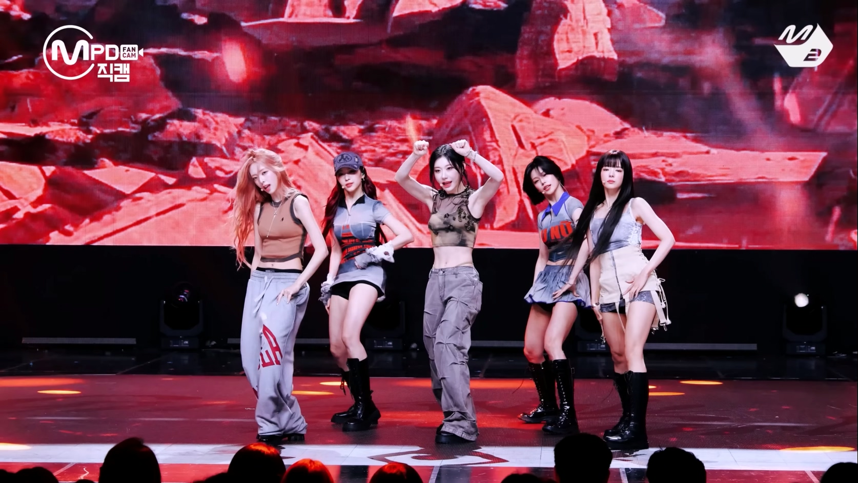 20250619 ITZY 女团饭拍秀[2部合集 709M]插图