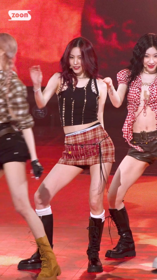 20250622 ITZY 女团饭拍秀[4部合集 1.69G]插图