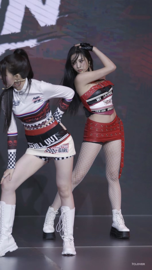 20250707 W!TCHX 女团饭拍秀[28部合集 18.2G]插图1