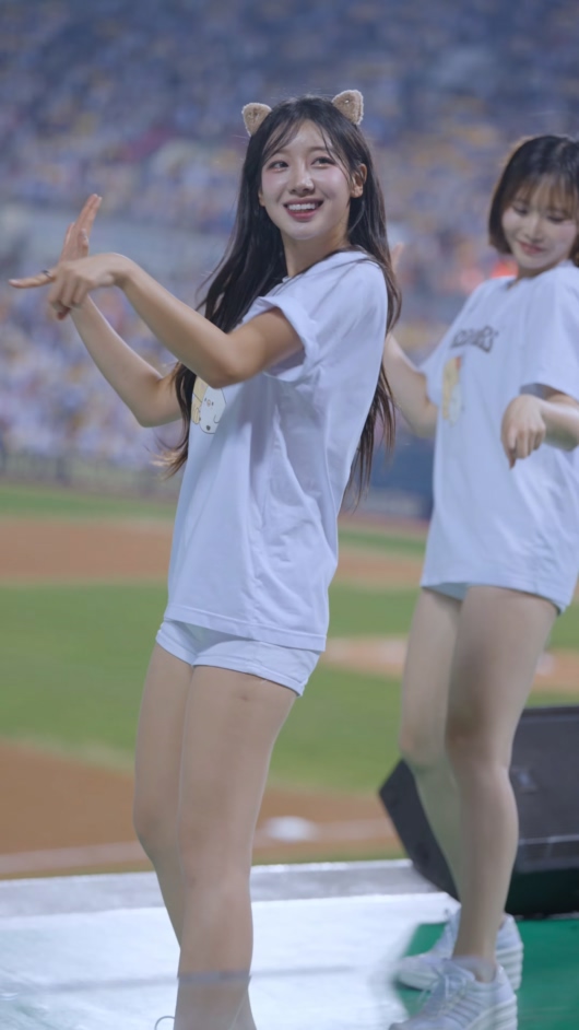 20250812 啦啦队 女团饭拍秀[45部合集 13.9G]插图1